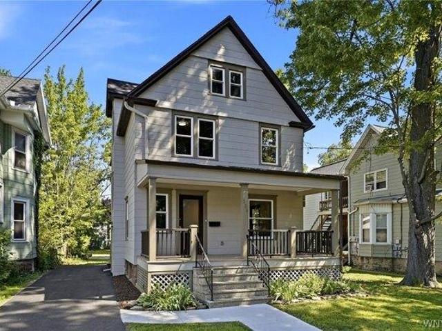 House for sale in Niagara, New York