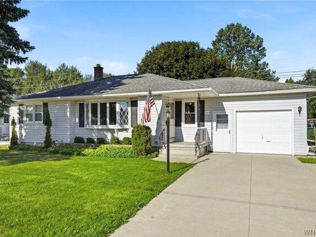 House for sale in Niagara, New York