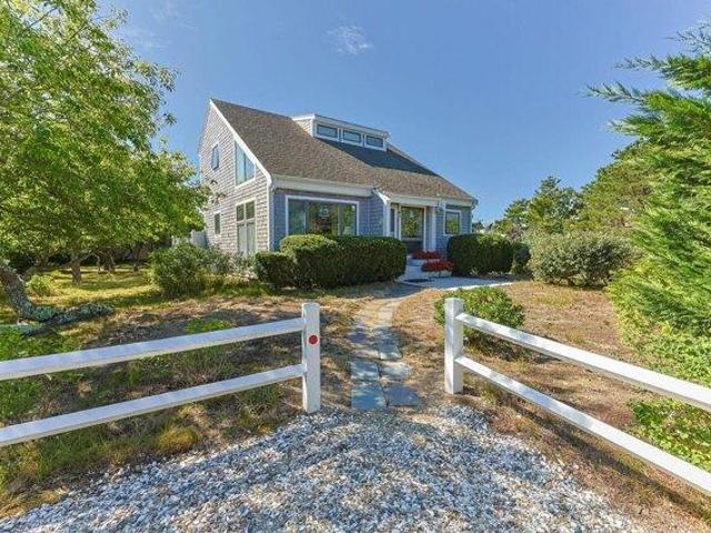House for sale in North Truro, Massachusetts