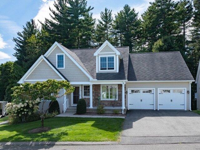Condo for sale in Northampton, Hampshire County