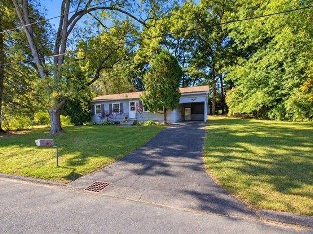House for sale in Northampton, Hampshire County