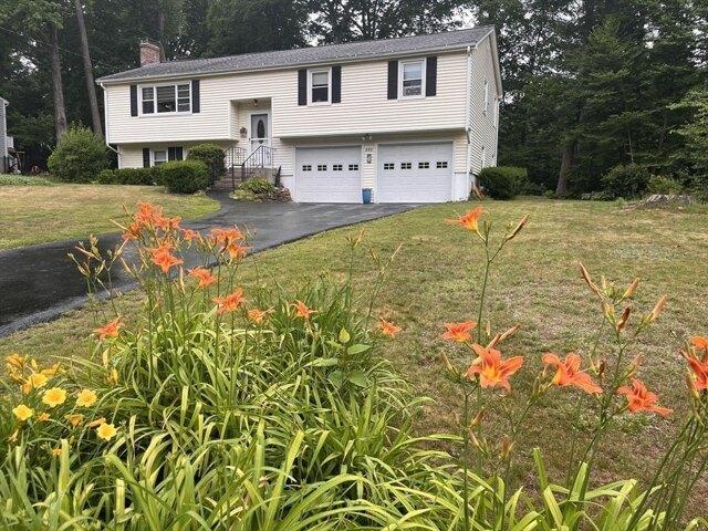 House for sale in Northbridge, Massachusetts
