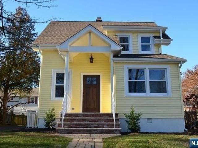House for sale in Northvale, New Jersey