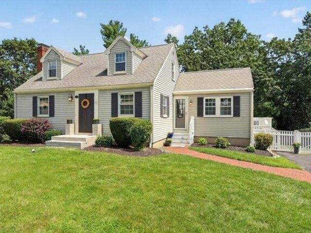 House for sale in Norwell Homes, Norwell