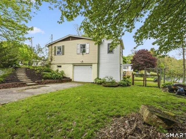House for sale in Norwich, Connecticut