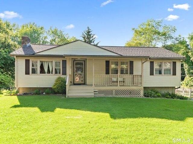 House for sale in Norwich, Connecticut