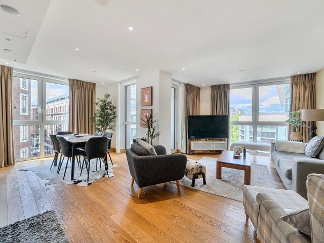 House for rent in Covent Garden, Victoria