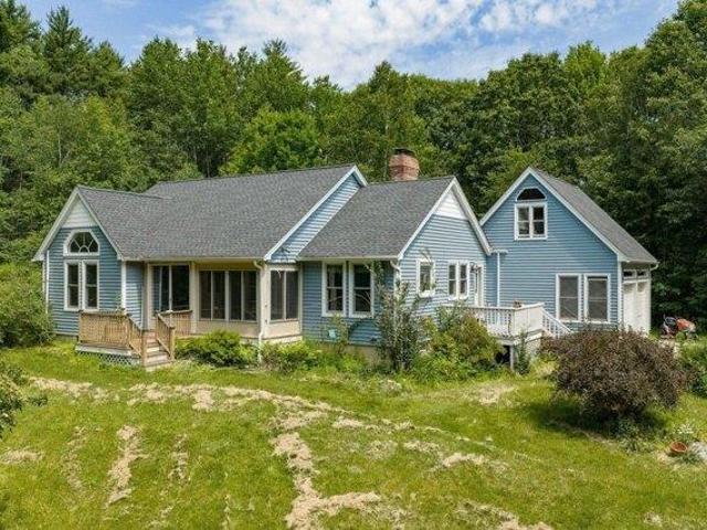 House for sale in New Hampshire