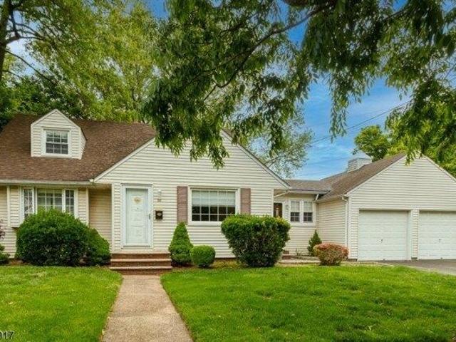 House for sale in Bloomfield, New Jersey