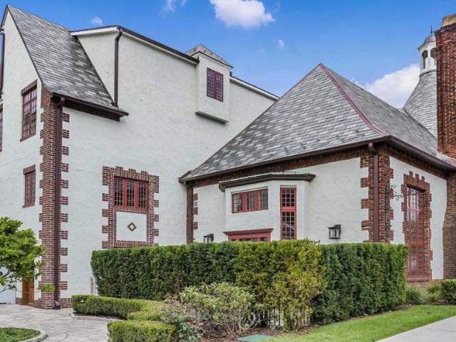 House for sale in Scarsdale, New York
