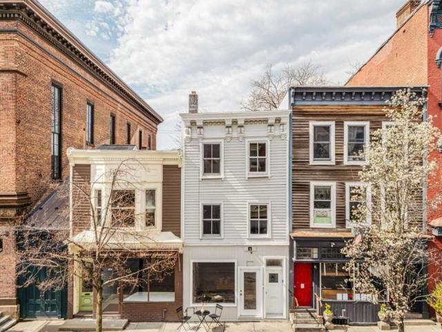 House for sale in Hudson, New York