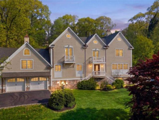 House for sale in Chappaqua, New York