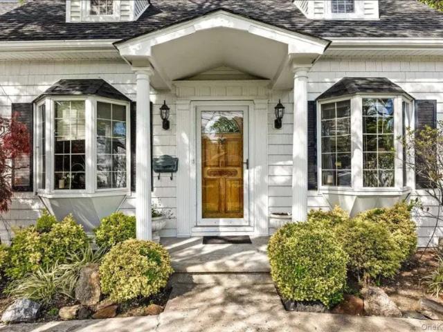 House for sale in New Rochelle, New York