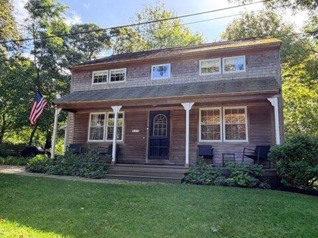 House for sale in Vineyard Highlands, Oak Bluffs