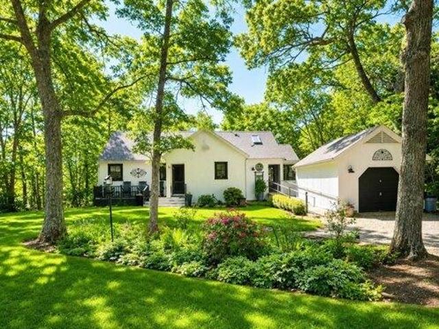 House for sale in Oak Bluffs, Dukes County