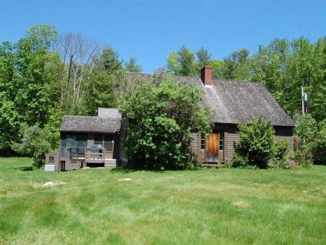 House for sale in New Braintree, Massachusetts