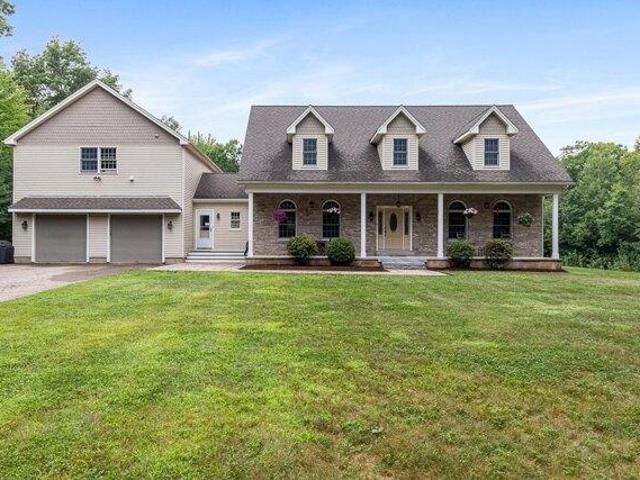 House for sale in Oakham, Worcester County