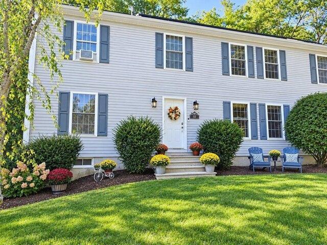 House for sale in Oakham, Worcester County