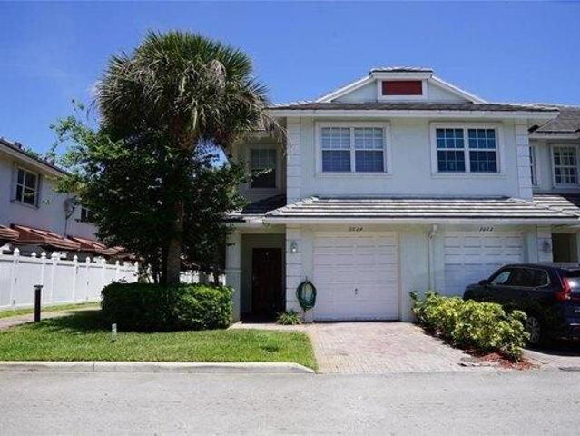 House for sale in Oakland Park, Florida