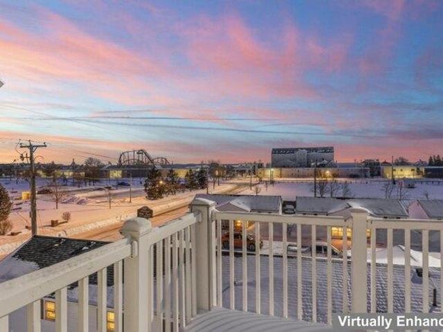 House for sale in Maine