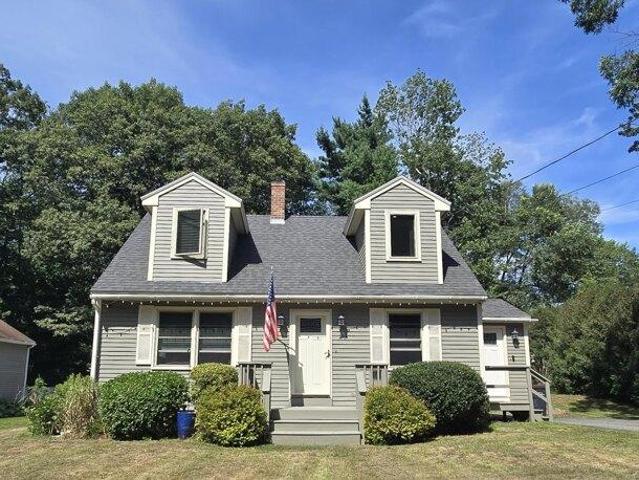 House for sale in Maine