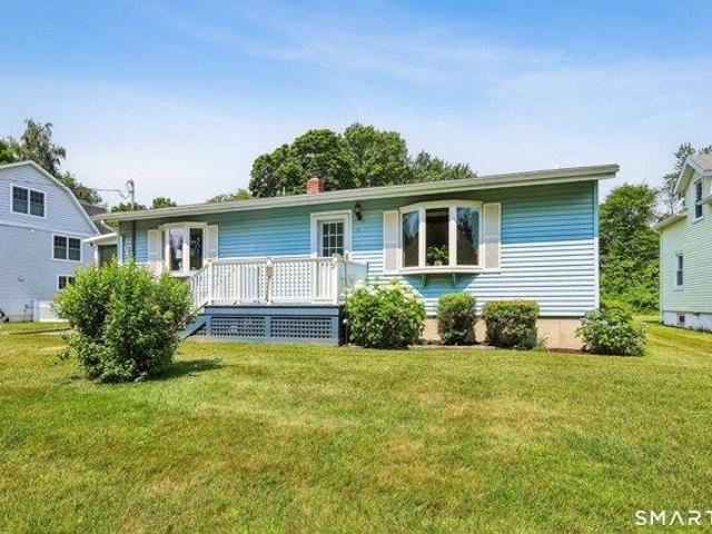 House for sale in Old Saybrook, Connecticut