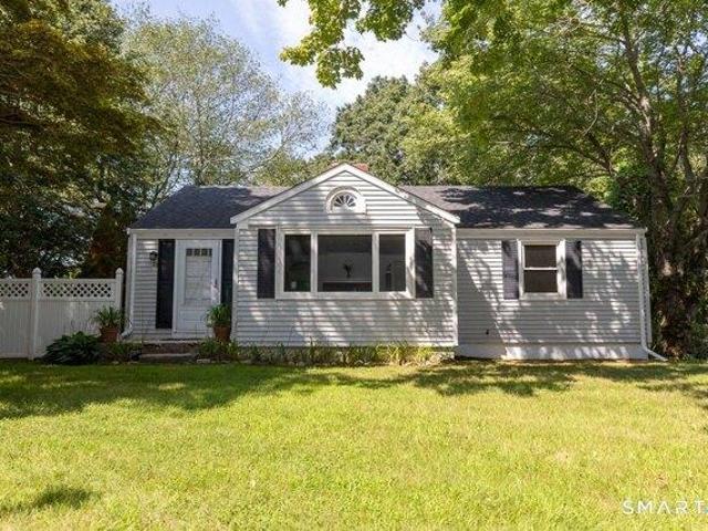 House for sale in Old Saybrook, Connecticut