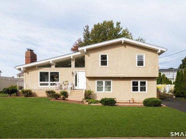 House for sale in Old Saybrook, Connecticut