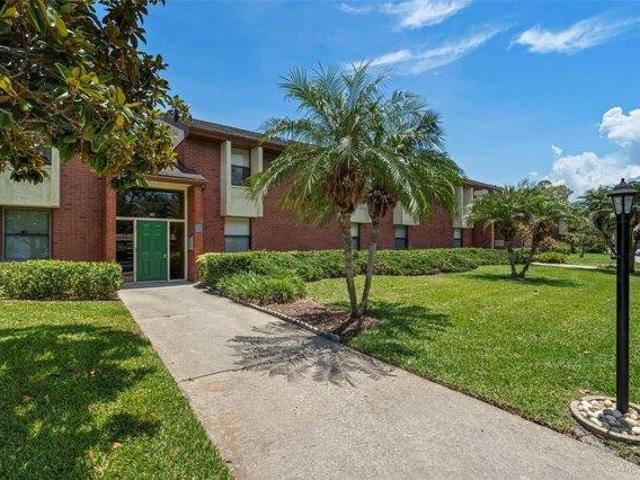 Condo for sale in Oldsmar, Florida