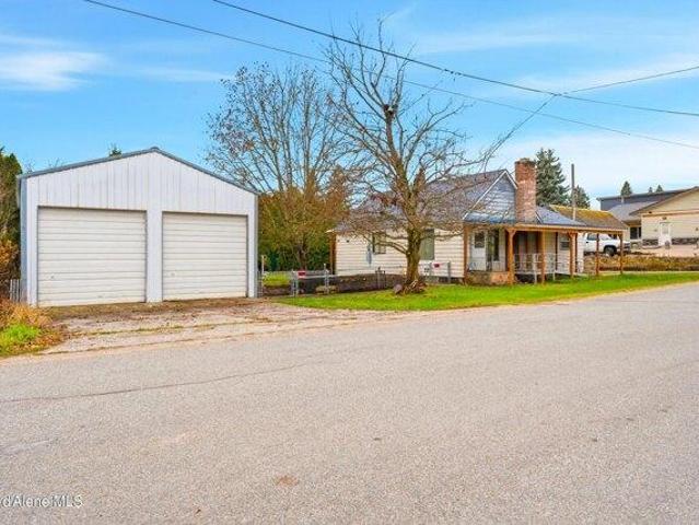 House for sale in Oldtown, Idaho