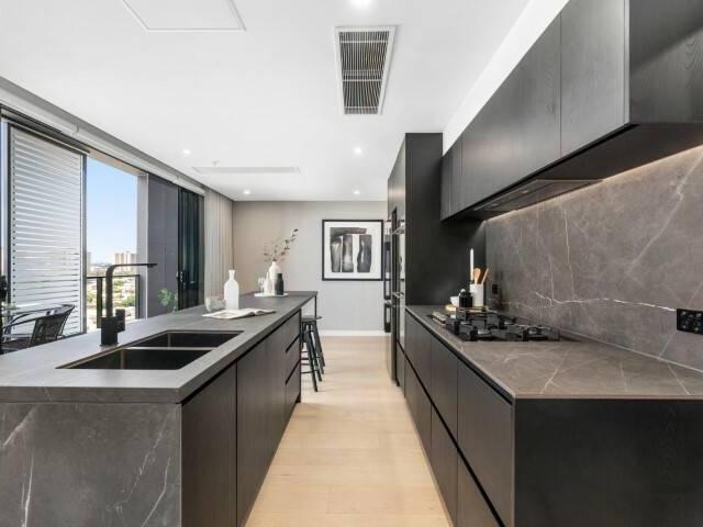House for sale in Victoria