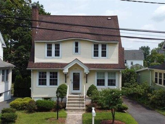 House for sale in Oradell, New Jersey
