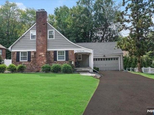 House for sale in Oradell, New Jersey