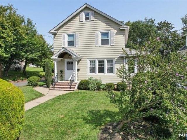 House for sale in Oradell, New Jersey