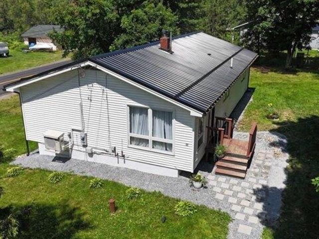 House for sale in Maine