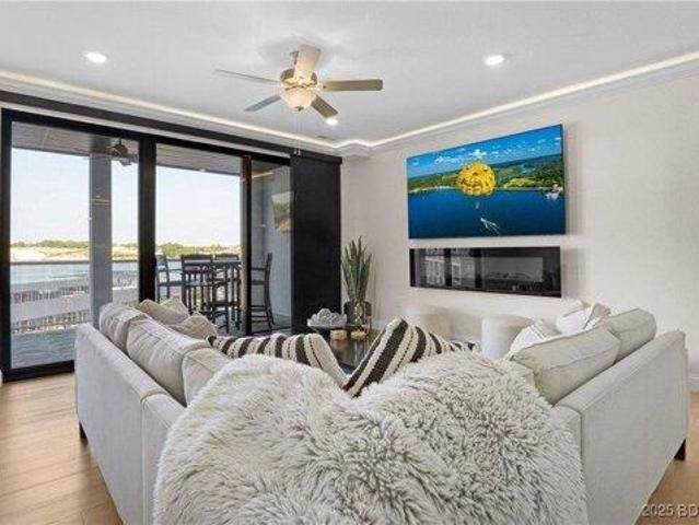 Condo for sale in Osage Beach, Missouri