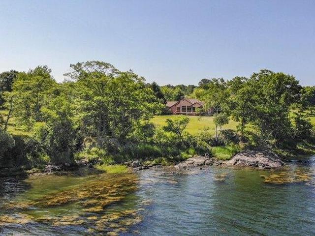 House for sale in Owls Head, Maine