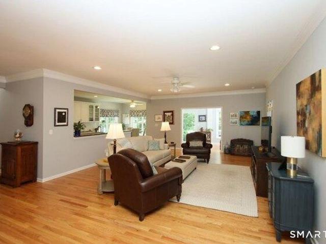 Condo for sale in Oxford, Connecticut