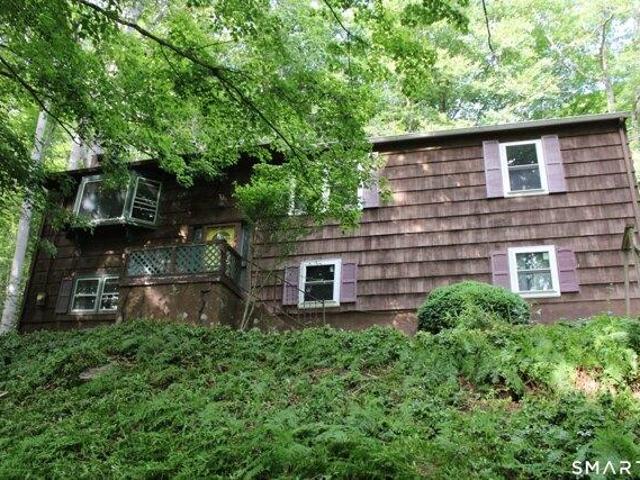 House for sale in Oxford, Connecticut