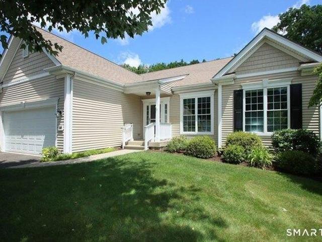 Condo for sale in Village at Oxford Greens, Oxford
