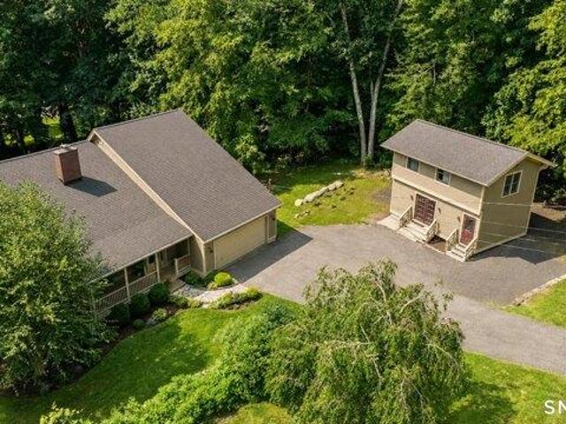 House for sale in Oxford, Naugatuck Valley Planning Region