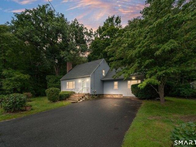 House for sale in Oxford, Naugatuck Valley Planning Region