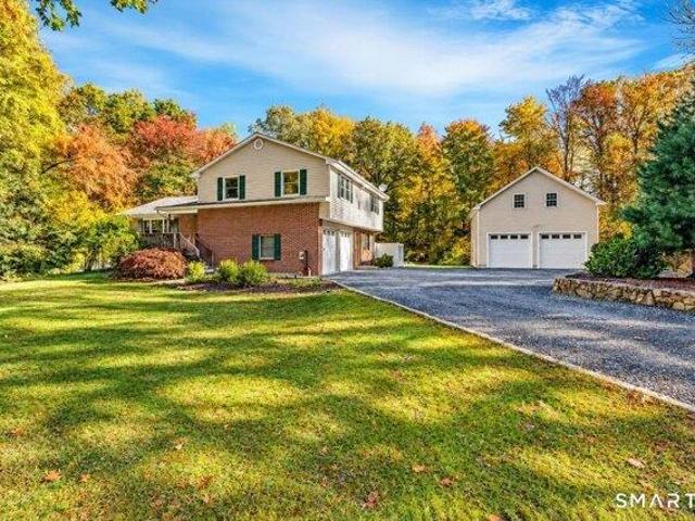 House for sale in Oxford, Naugatuck Valley Planning Region