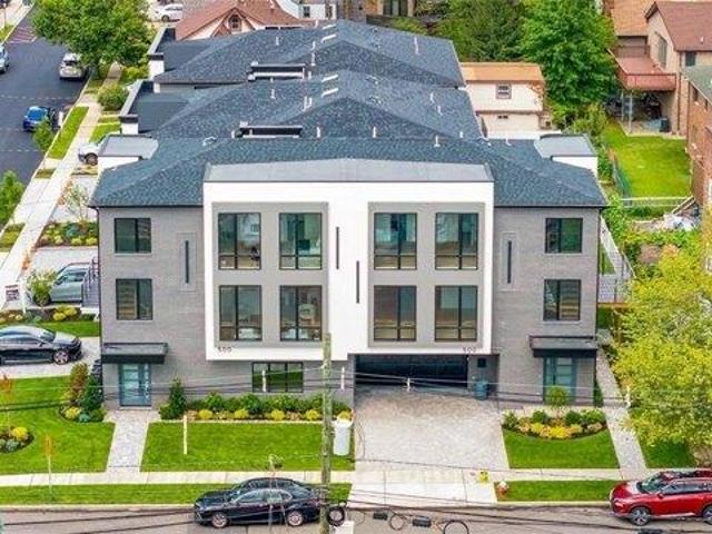 Condo for sale in Palisades Park, New Jersey