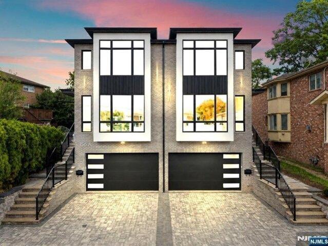 House for sale in Palisades Park, New Jersey