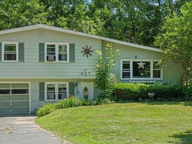 House for sale in Hampden, Massachusetts