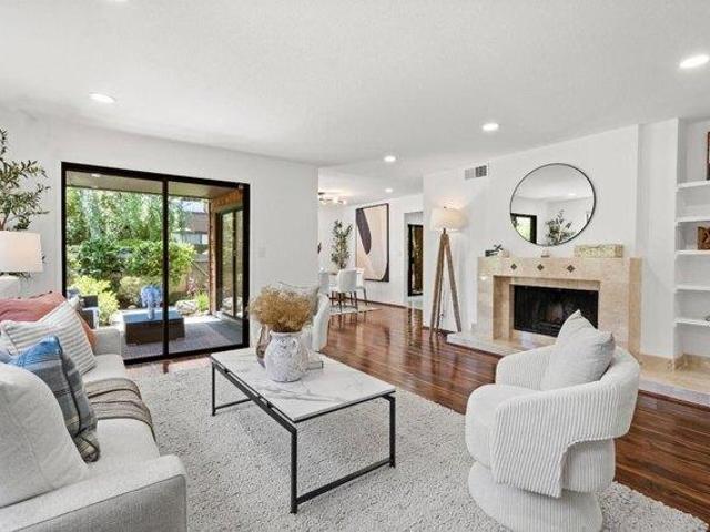 Condo for sale in Palo Alto