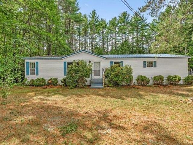 House for sale in Paris, Maine