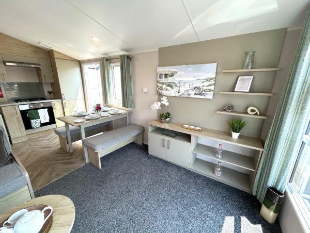 Park Home for sale in Folkestone, Kent