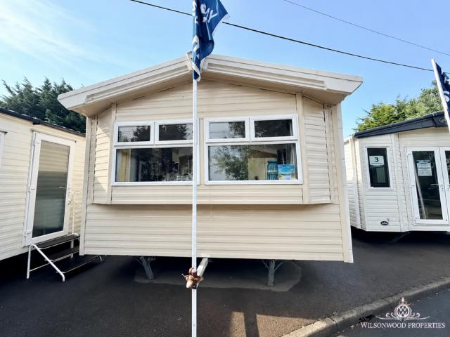 Park Home for sale in Steeple, Maldon